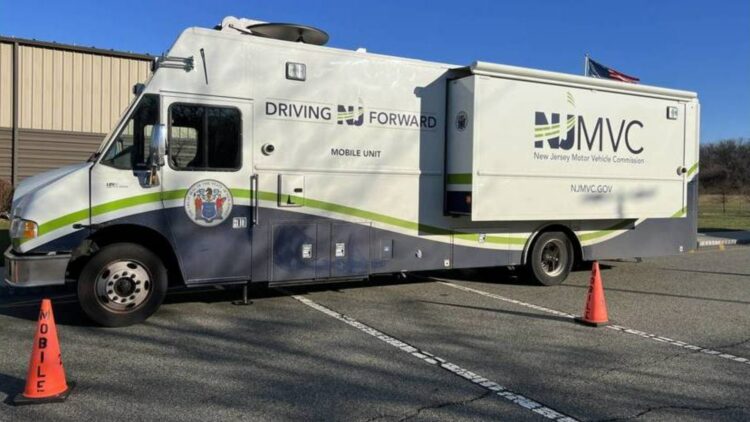 Goodbye to using traditional licenses in New Jersey. This is the REAL ID change that already affects the DMV and thousands of drivers—now you can apply online this way 1 Goodbye to using traditional licenses in New Jersey. This is the REAL ID change that already affects the DMV and thousands of drivers—now you can apply online this way