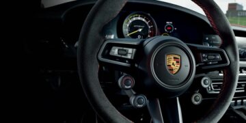 Goodbye to Porsche's exclusive electric sports cars—the brand is changing its strategy and could modify the 718 platform forever