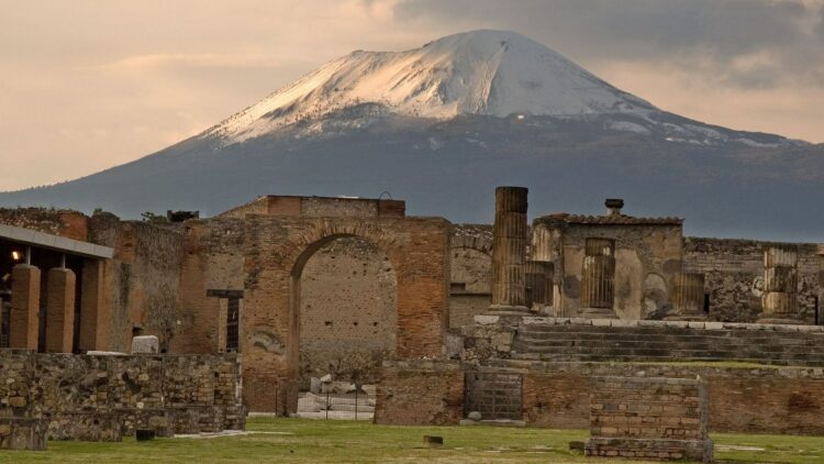 Goodbye to traditional concrete - discovery in Pompeii reveals that the Romans created self-repairing cement almost 2,000 years ago