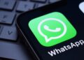 Goodbye to dismissals for private chats—two employees get their jobs back after a court ruling that changes the pressure on WhatsApp in the US