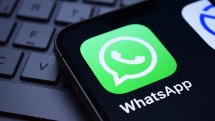 Goodbye to dismissals for private chats—two employees get their jobs back after a court ruling that changes the pressure on WhatsApp in the US 1 Goodbye to dismissals for private chats—two employees get their jobs back after a court ruling that changes the pressure on WhatsApp in the US