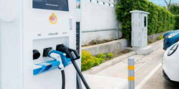 A 180-degree turn by major German and American brands Mercedes, Ford, Porsche, and Stellantis, who are backtracking and extending the useful life of combustion engines beyond 2035