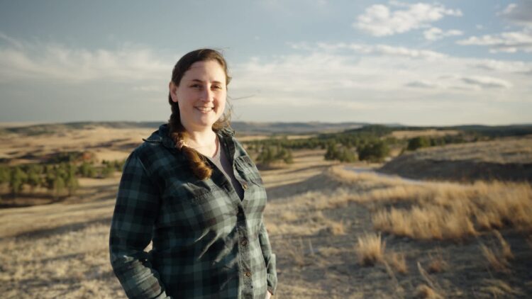Goodbye to low-paying temporary jobs—Sarah Myers' story reveals how she went from seasonal jobs to becoming a federal forester with a salary of $92,100