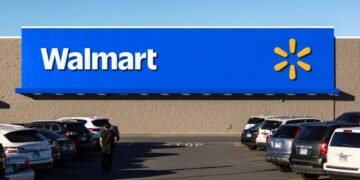 It's official—Walmart will open new stores in Florida and California in January as part of its ambitious plan in the United States