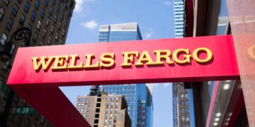 No loans or sweepstakes—here's how you can get $325 in cash from Wells Fargo by meeting this key requirement