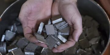 It's official—China confirms a massive lithium deposit in Sichuan that powers batteries, electric cars, and global technology