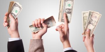 Confirmed—Government to send average taxpayer $1,000 in tax refunds in 2026