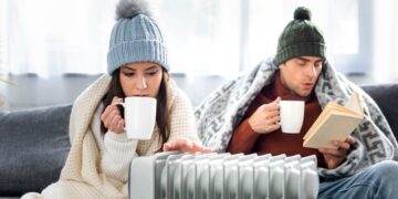 Goodbye to leaving the heating on all day in winter—an energy expert debunks the myth and warns of hidden costs