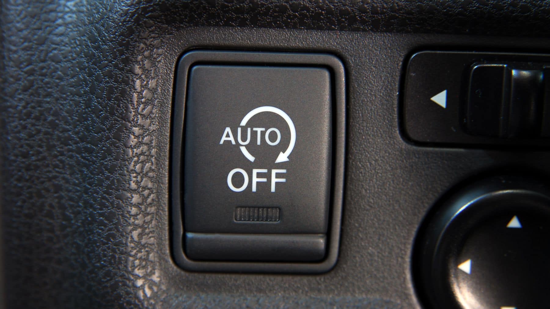 An expert confirms it your car's start/stop button function is not
