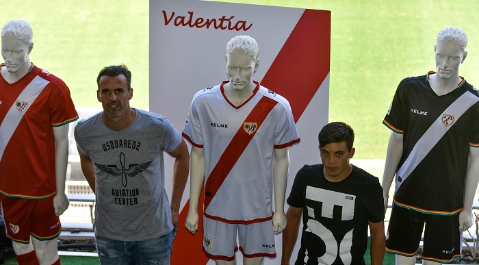 Presentación de las equipaciones Rayo Vallecano 2017-2018 2 DSC 4092