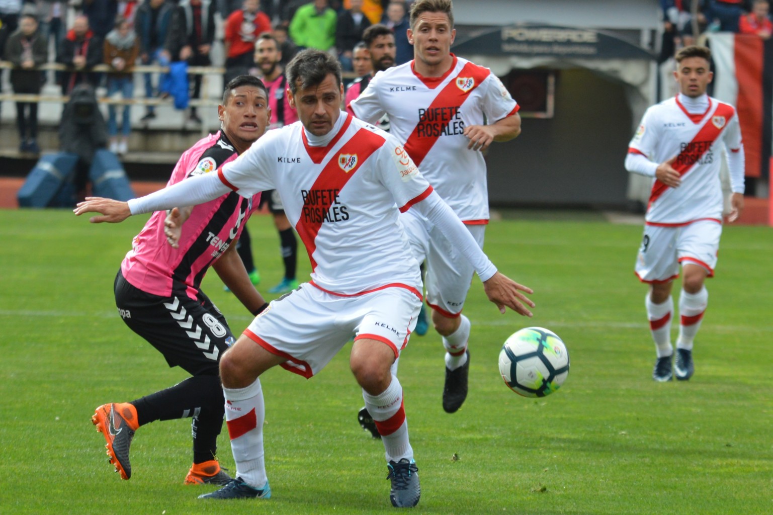 Gálvez, Javi Guerra, Elustondo, Tito y Dorado podrían firmar por otro club en un mes 1 Rayo Vallecano