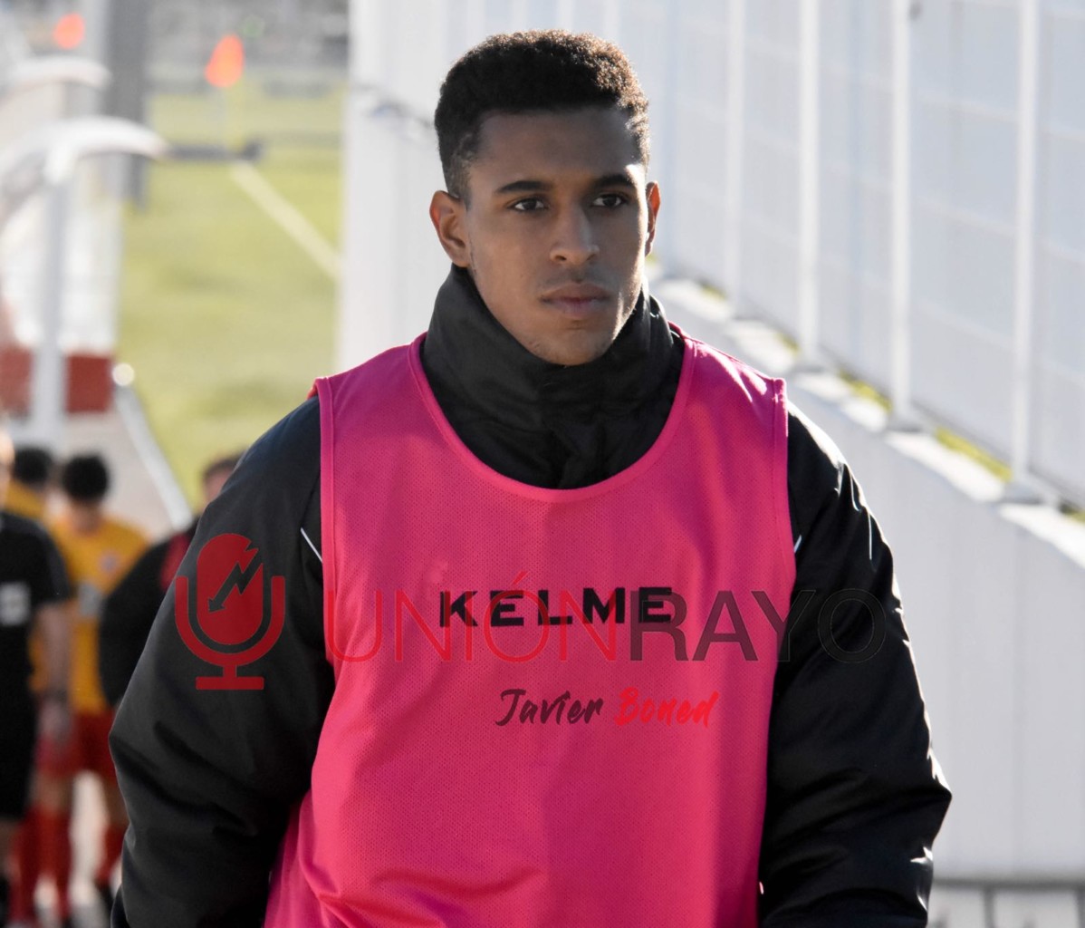 3f5b8f06 d8d6 42d3 aa72 f2bae676436d