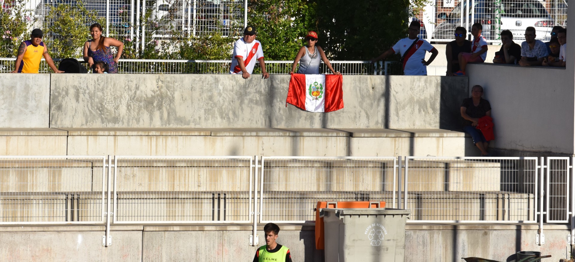 La Advinculamanía llega a Vallecas 2 peruanos entrenamiento