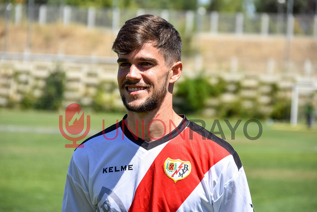 28891099277 0cc032829e z