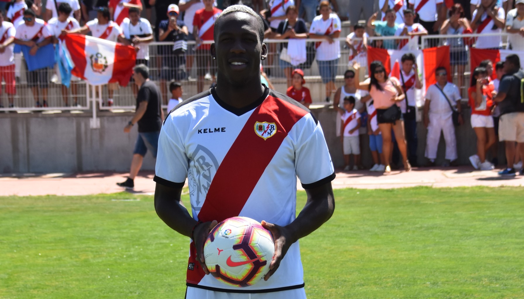 Luis Advíncula