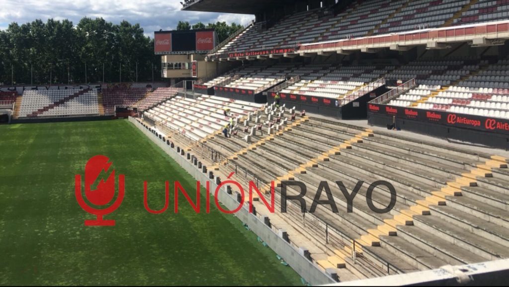 Bus Uno y otras peñas del Rayo presentan a Podemos Madrid propuestas para el convenio del estadio 2 img 0552
