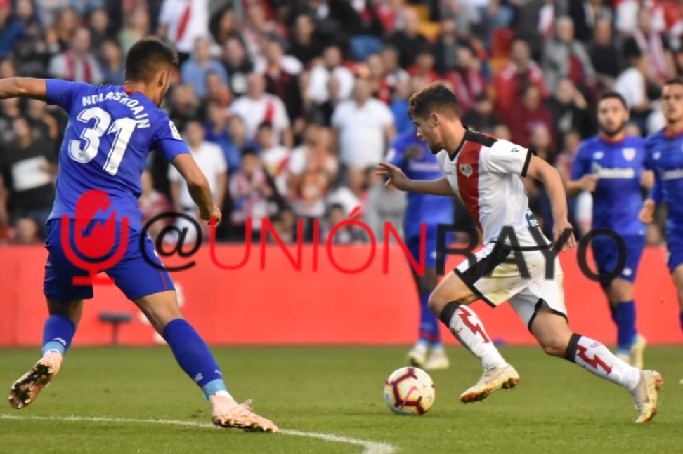 Nuevas medias con un dibujo de un Rayo ante el Athletic
