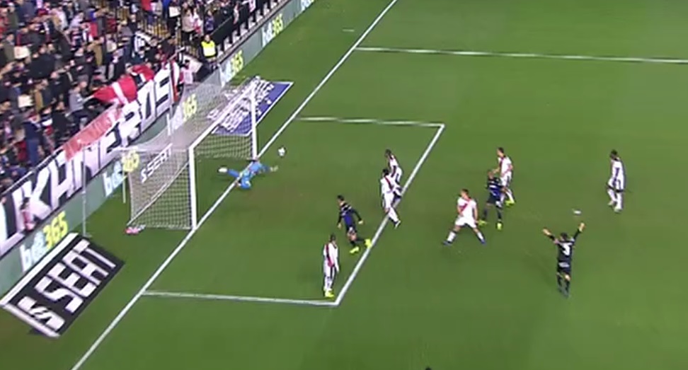 Alberto mantuvo la eliminatoria viva tras un paradón en el único disparo a puerta del Leganés 2