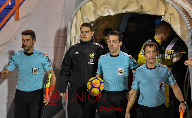 38541800324 5c4ba2d89d z