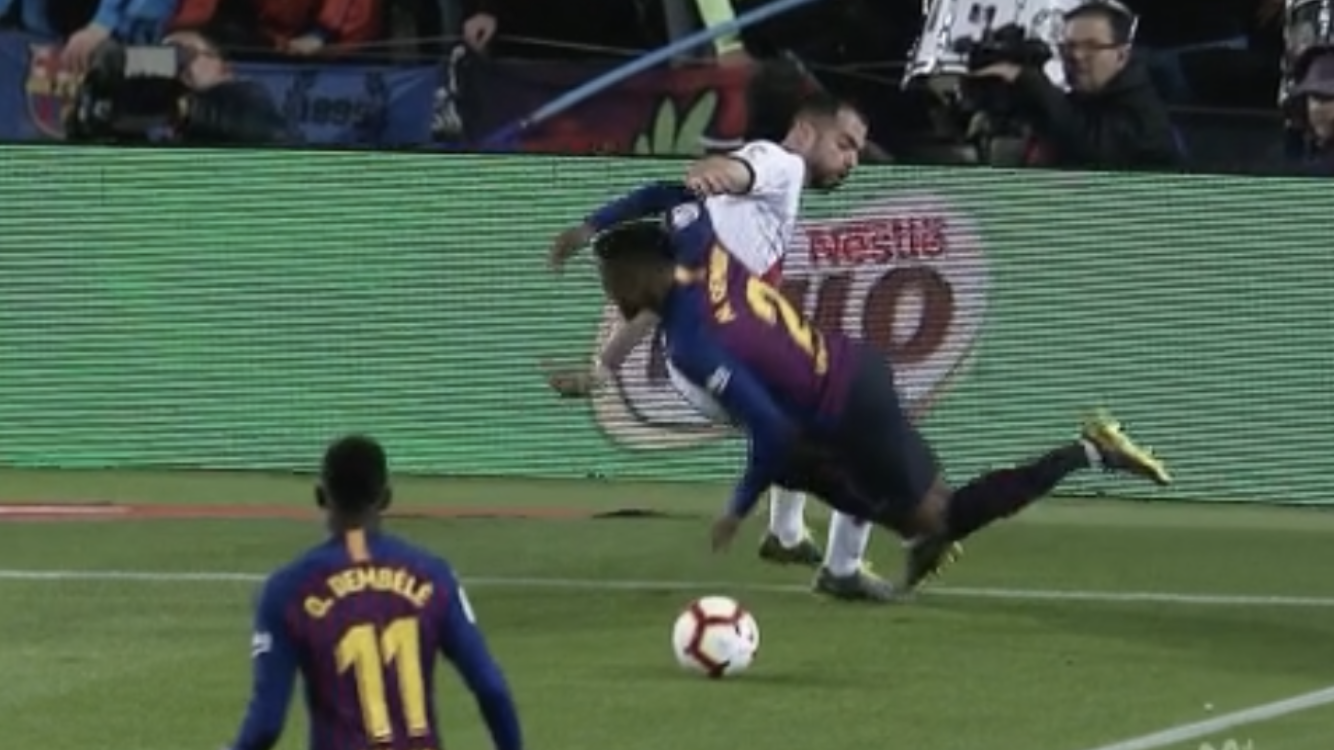 Agarrón de Piqué a RDT y penalti dudoso de Amat a Semedo 2 img 8815
