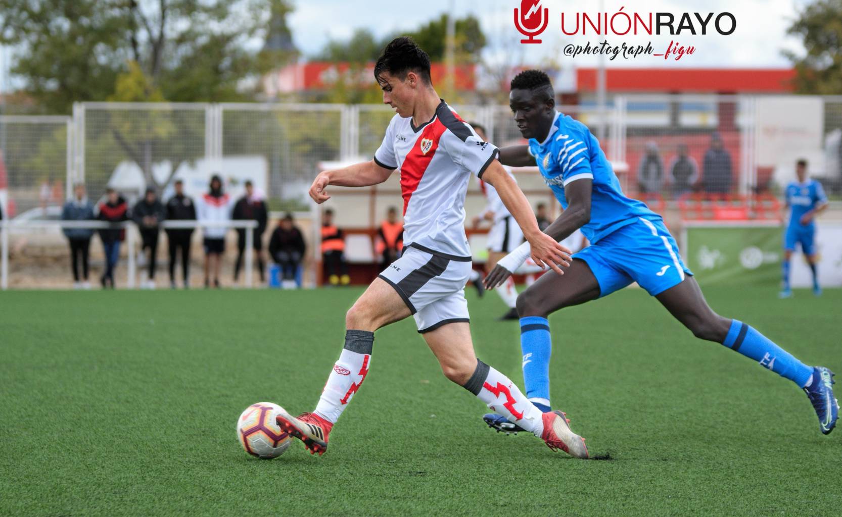 EzyWatermark1910220827461046