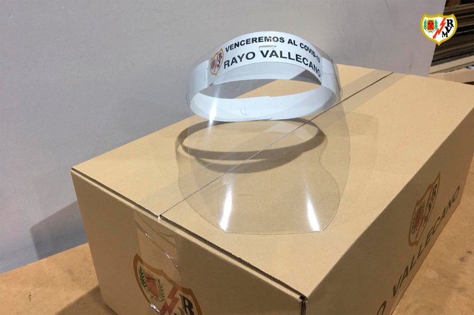 El Rayo Vallecano fabrica 12.000 máscaras para distribuirlas en Hospitales 1 Mascarilla