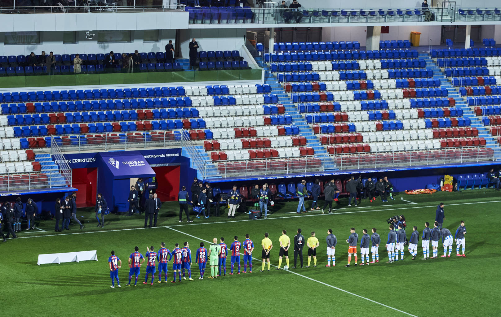 EIBAR, SPAIN - MARCH 10: A general view inside the empty stadium as fans cannot attend the match due to the medical emergency Covid-19 (Coronavirus) prior to the Liga match between SD Eibar SAD and Real Sociedad at Ipurua Municipal Stadium on March 10, 2020 in Eibar, Spain. (Photo by Juan Manuel Serrano Arce/Getty Images)