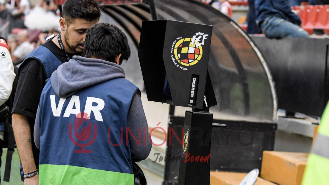 D2FDCE42 8583 4C22 8A0A 7B77CF7AA7A0