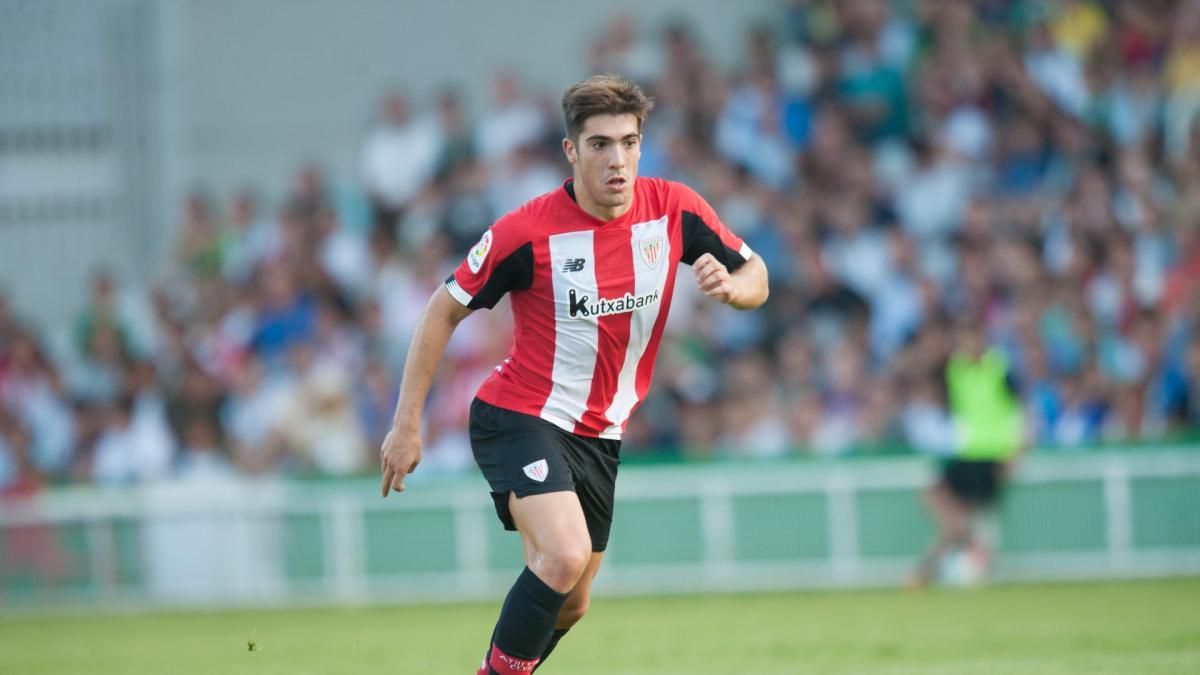 gaizka larrazabal futbolista del athletic pretendido por el zaragoza