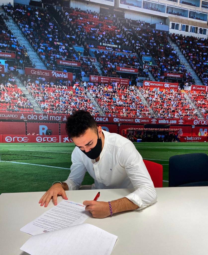 1731b681 8ecf 4dca bcbc fec6d93d428d