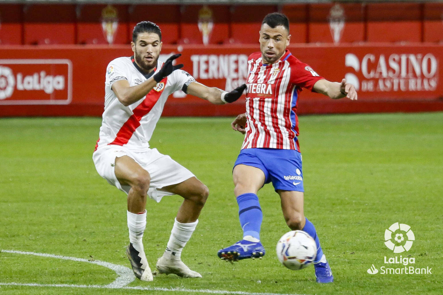 33dd33e7 533a 451c bf33 de02f3d848fc