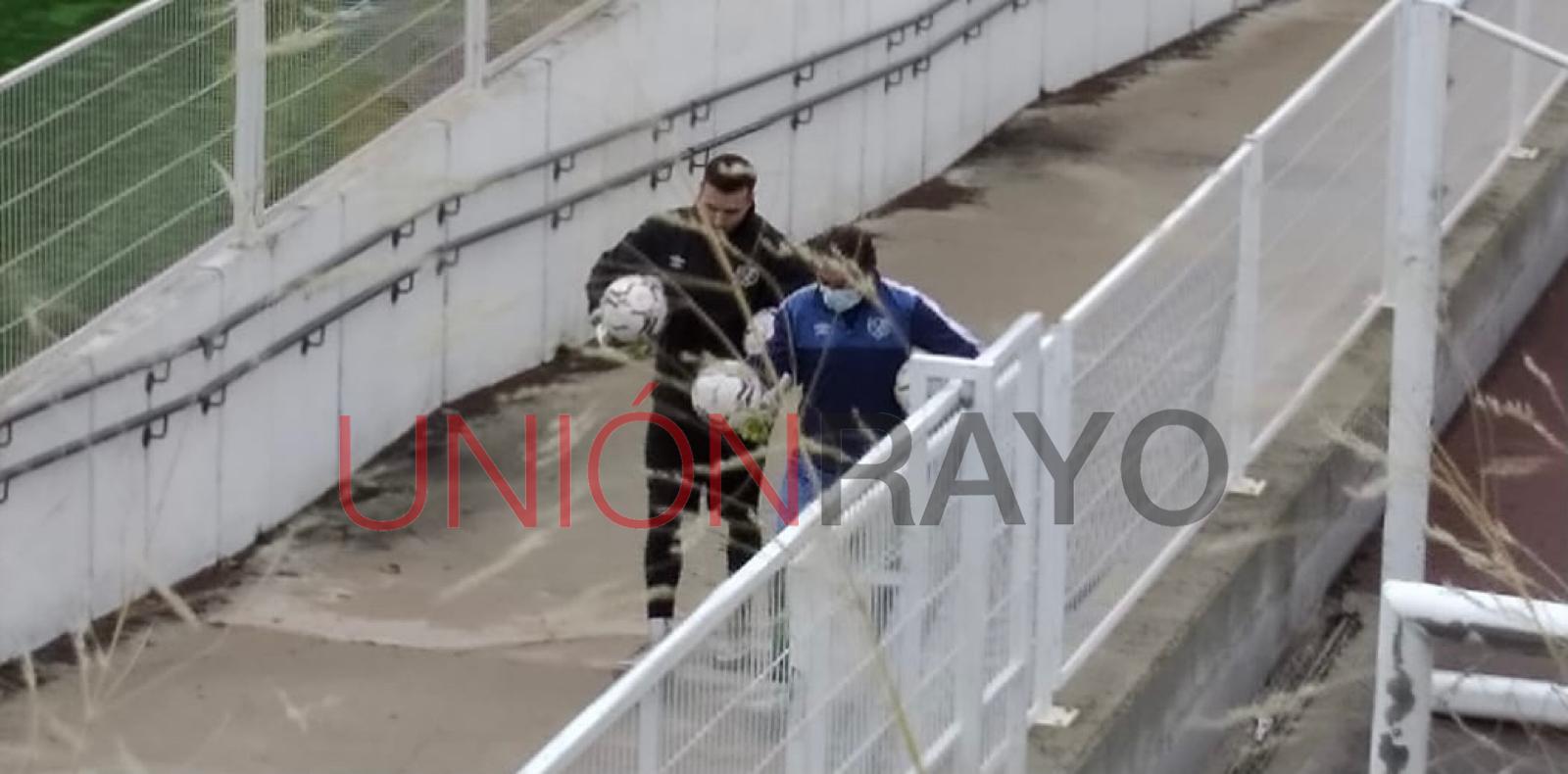 Dimitrievski ya está en Vallecas y podrá jugar ante el Sporting 1 WhatsApp Image 2020 11 15 at 11.51.53