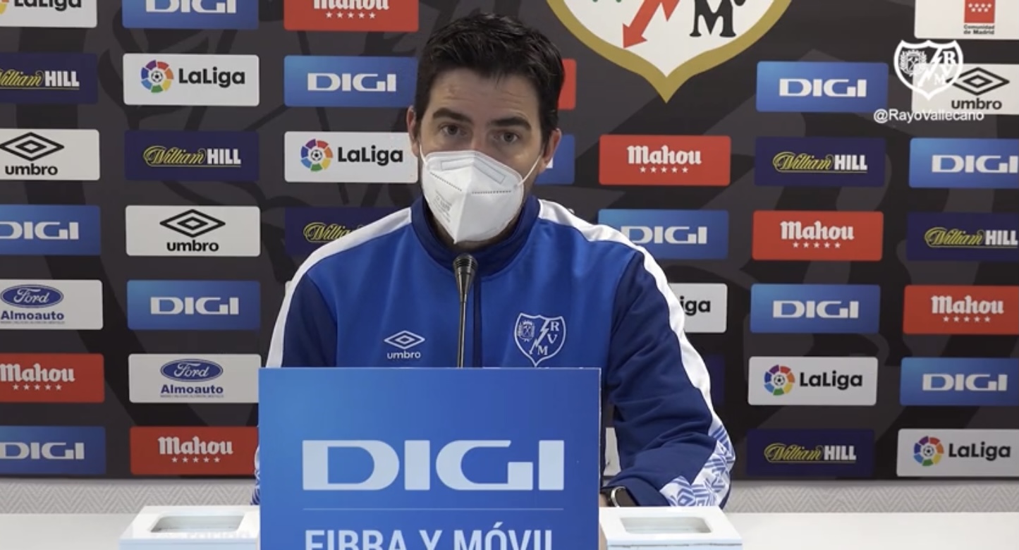 3E00B78F 61FF 4B4F B38B CB8D382C7AE4