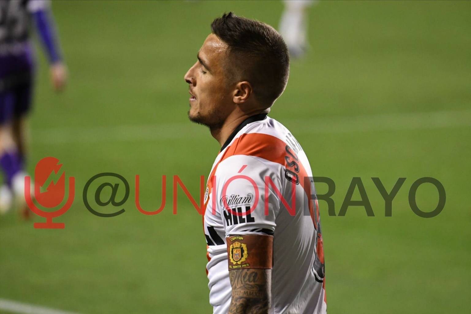 Óscar Trejo lamentándose contra el Sporting de Gijón