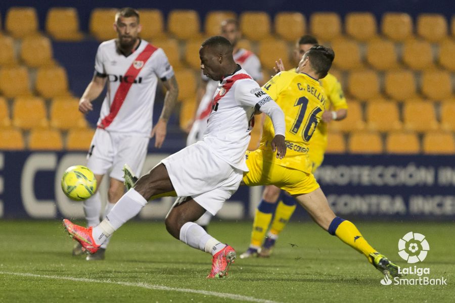Alcorcon Rayo Luis Advincula
