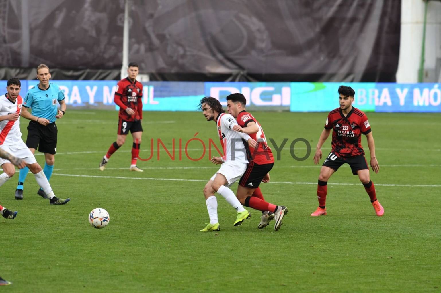 714148f8 0aba 4885 a038 60c1218c7ab8