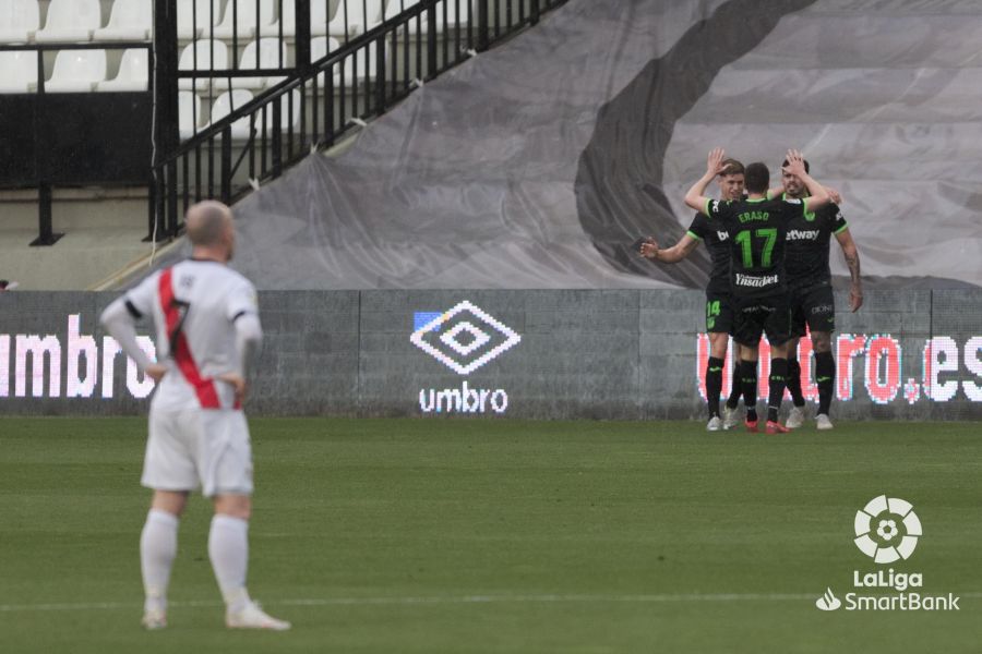 El Leganés golpea primero en una mala salida de Dimitrievski 1 gol Leganes 1