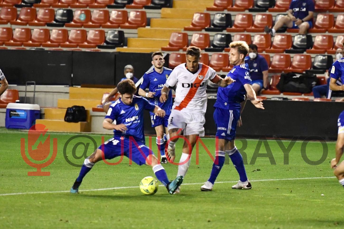 El Rayo pidió penalti sobre Trejo y sí se lo pitaron sobre Fran 1 penalti Trejo Oviedo union rayo