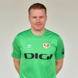 Las notas de la temporada 20/21 para el Rayo Vallecano 2 alberto 1