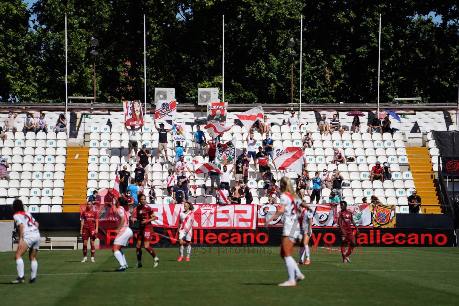 bf7c576c 6b6b 4f70 8d7d a574df6e272d