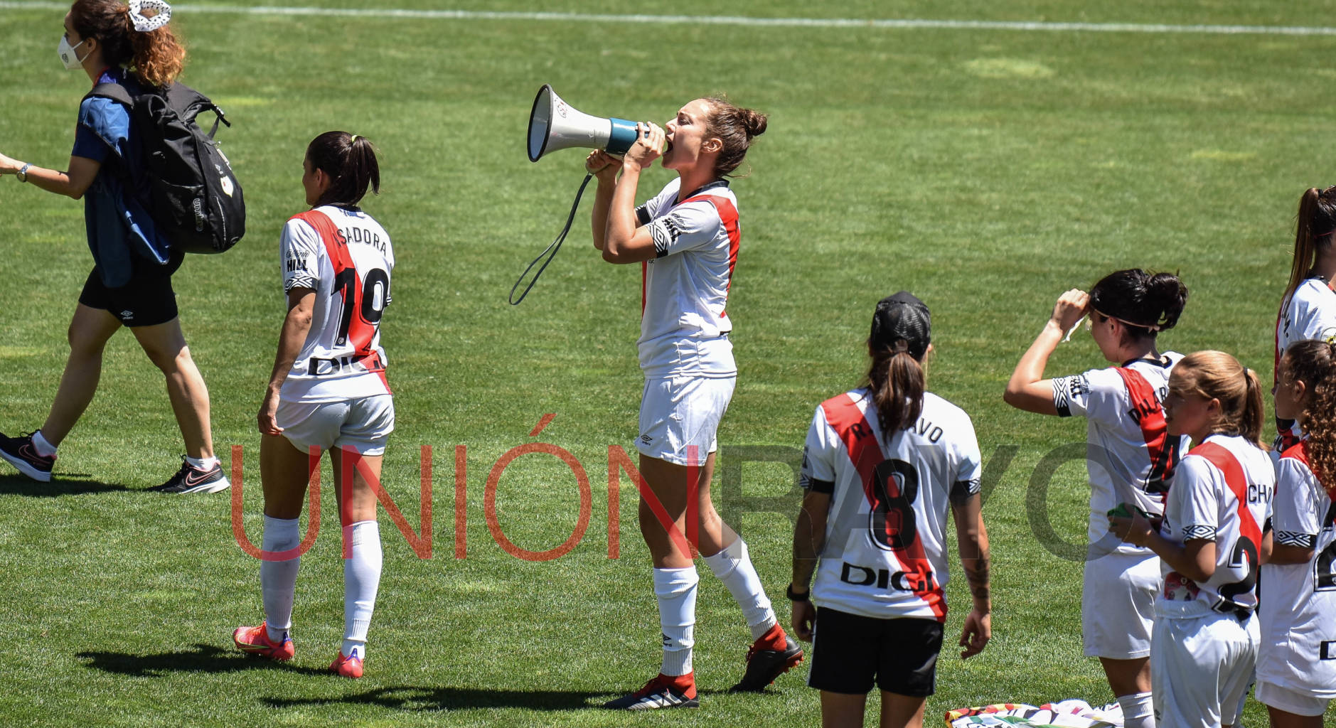 paula andujar femenino vida pirata