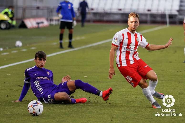 balliu se va de pablo garcia en el almeria sporting de la segunda division 2020 21 laliga