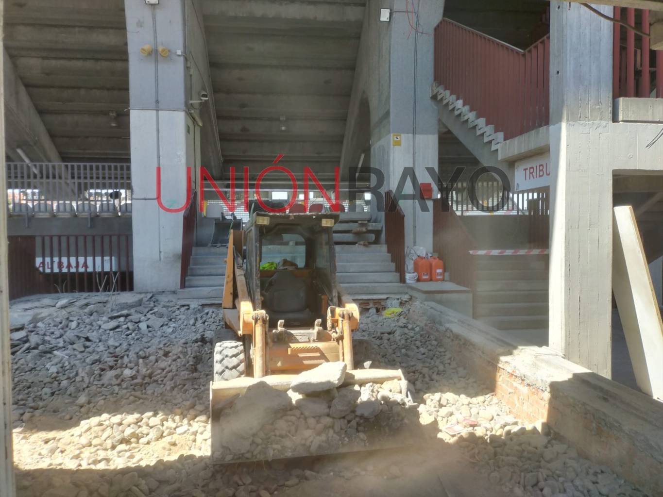 La grada de la Albufera del Estadio de Vallecas, casi descartado para el inicio de LaLiga 1 ezy watermark 28 07 2021 06 07 53p. m.