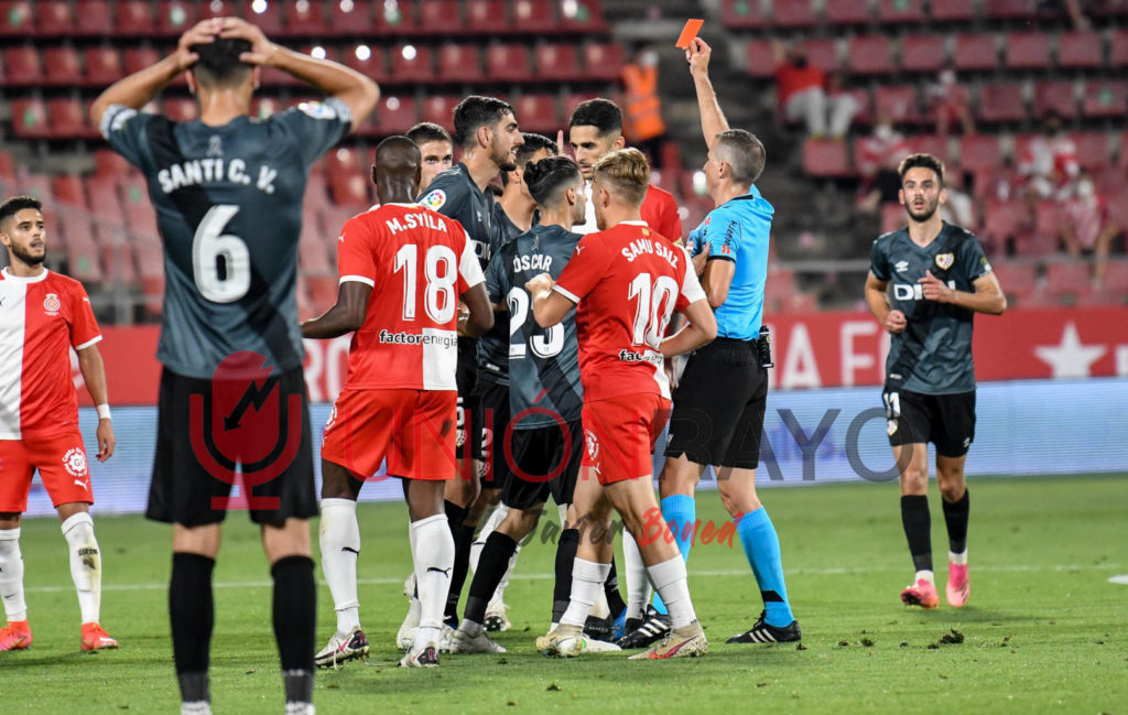 Las curiosidades del día del ascenso del Rayo Vallecano (0-2 ante el Girona) 23 roja velazquez girona