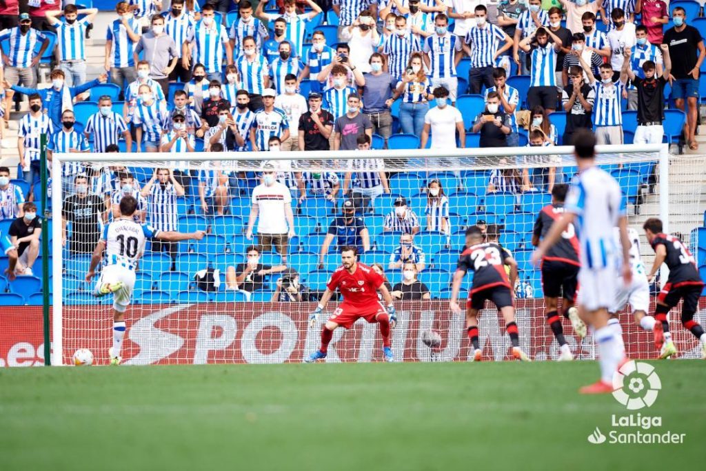 Los detalles del Real Sociedad 1-0 Rayo Vallecano 6 E9aPk30UcAMv6BB