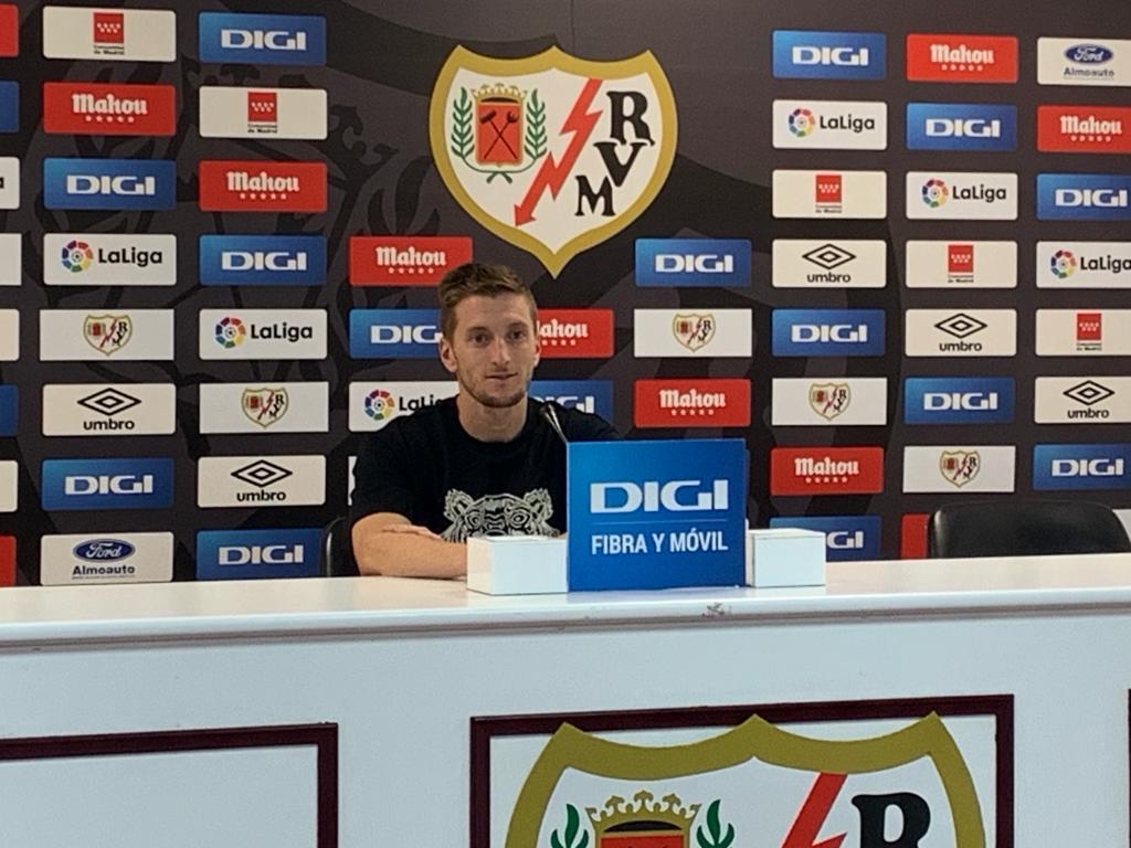 0fe67538 fc39 4812 a970 f127d855b587