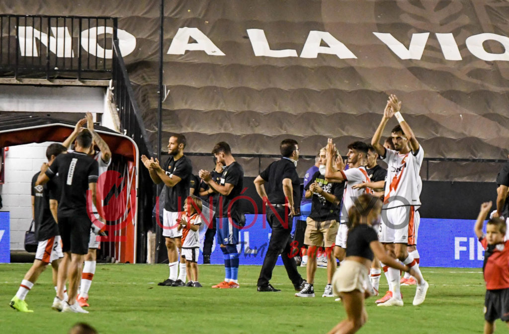 Las curiosidades del Rayo Vallecano 4-0 Granada 23 aplausos aficion equipo