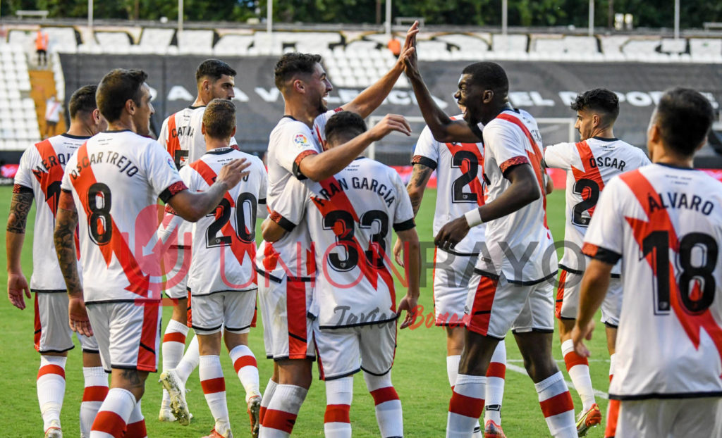 Las curiosidades del Rayo Vallecano 4-0 Granada 21 celebracion equipo gol