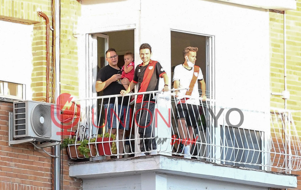 Las curiosidades del Rayo Vallecano 4-0 Granada 16 terraza vallecas