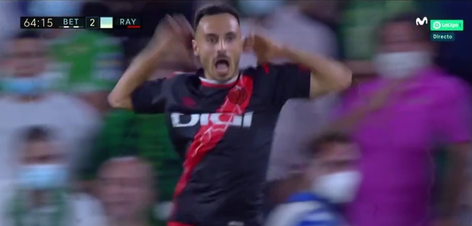 La celebración 'revindicativa' de Álvaro García ante el Betis 1 alvaro garcia 1